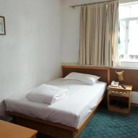Man Va Hotel