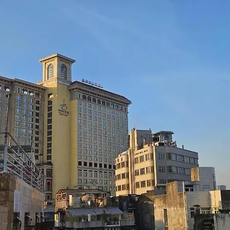 Man Va Hotel