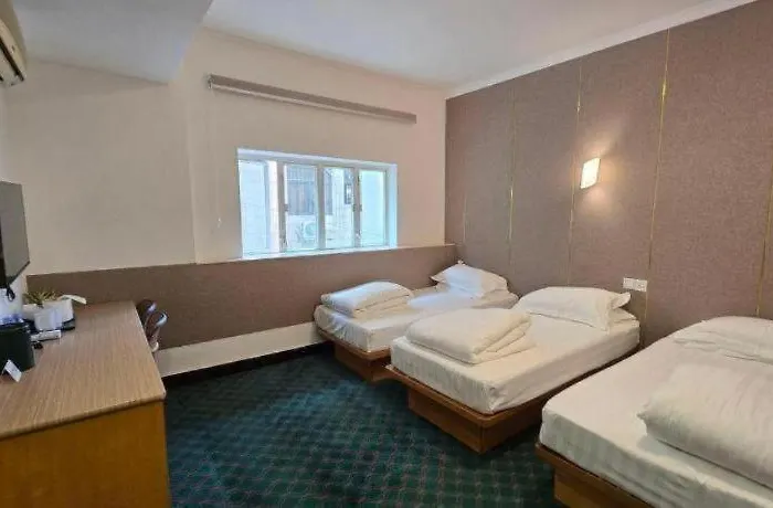 Man Va Hotel