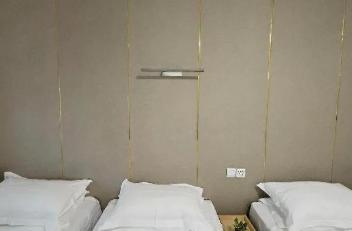 Man Va Hotel